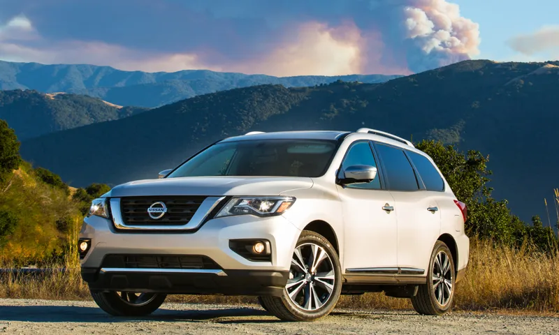 how long is a nissan pathfinder