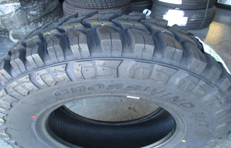 how tall is a 235 85 r16 tire