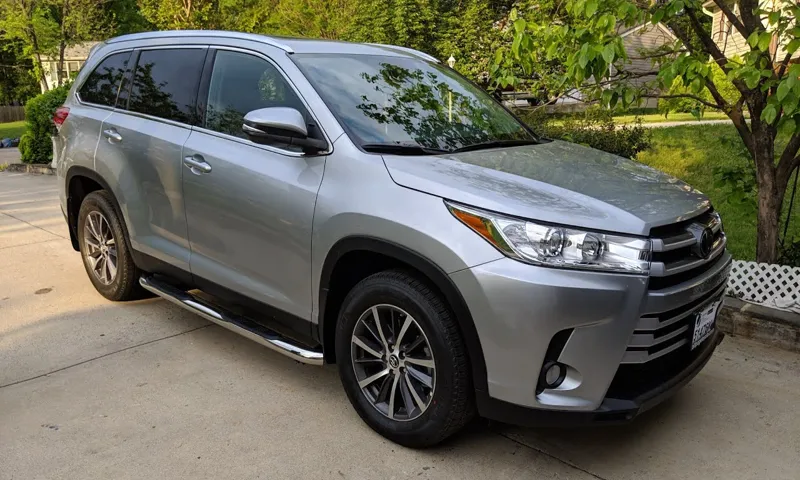 how to install running board on 2015 toyota highlander