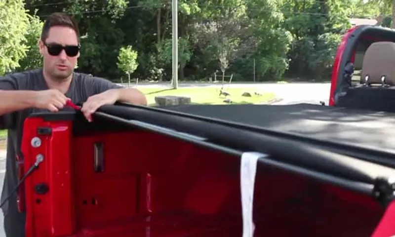 How to Remove Trifecta Tonneau Cover: A Step-by-Step Guide