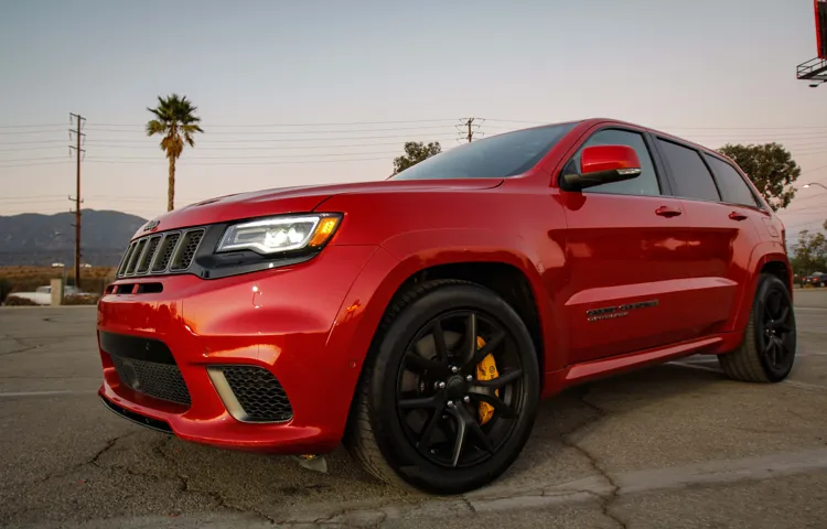 is a trackhawk a hellcat