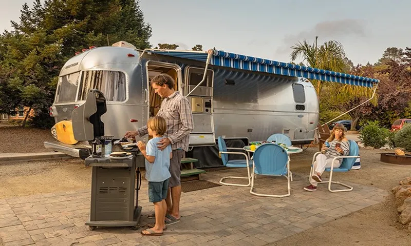 how much does it cost to replace rv awning