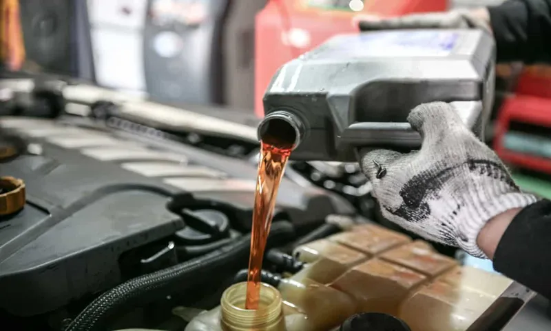 what color coolant does ford use