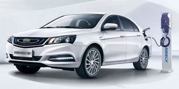 Geely Emgrand EV 2022